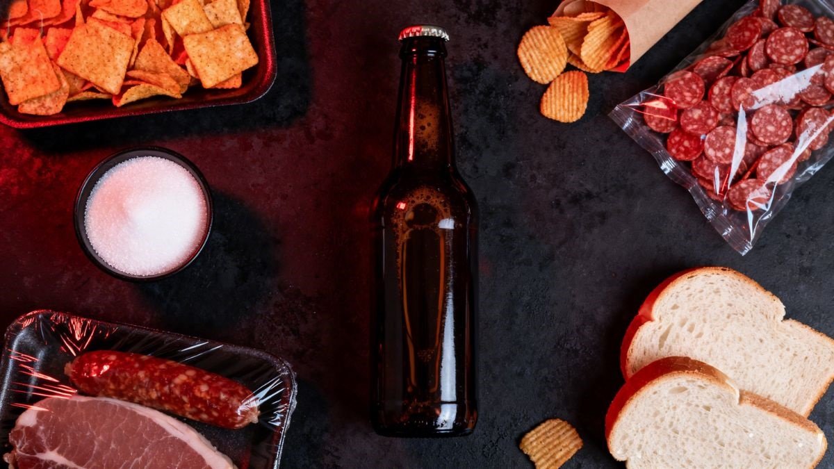 Alimentos que destroem a testosterona — o que tirar do prato para proteger seus hormônios